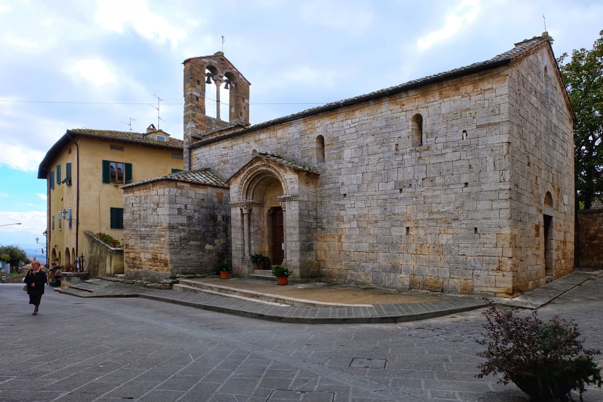 Chiesa di Santa Maria Assunta, San Quirico d'Orcia