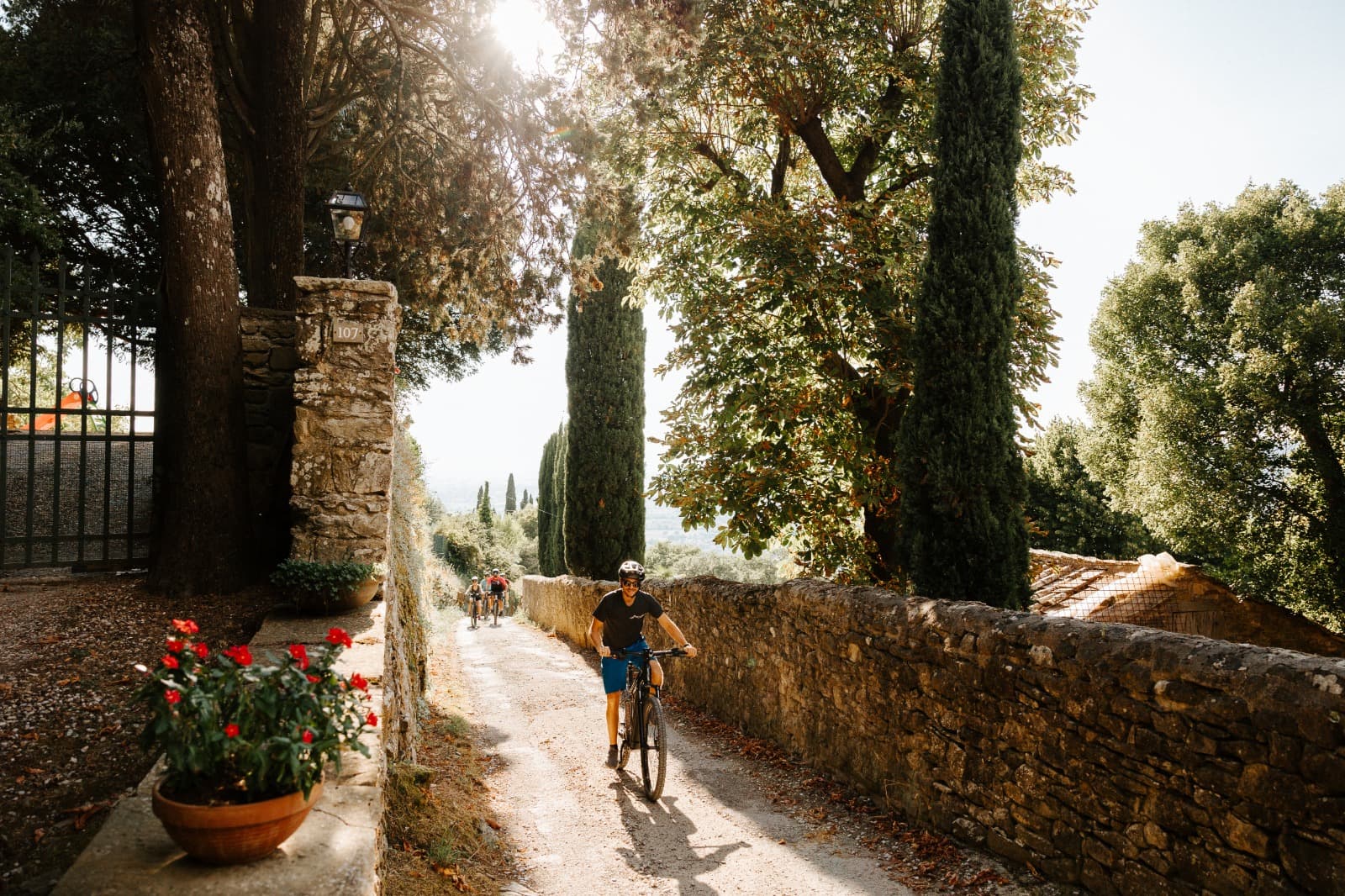 Cortona: guided e-bike tour around the Etruscan city