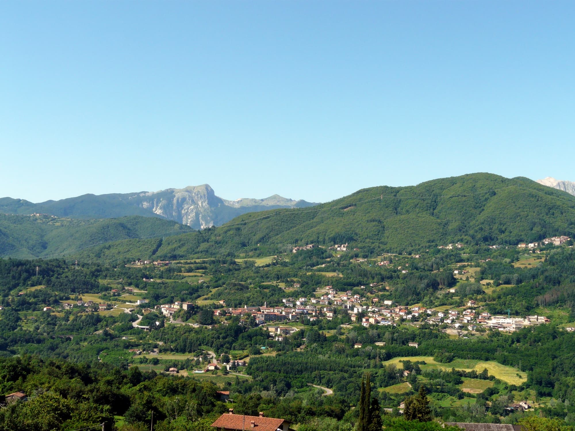 Camporgiano_da_San_Romano_in_Garfagnana