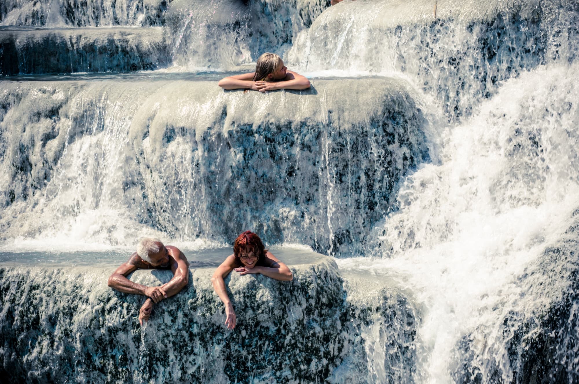 Saturnia details header