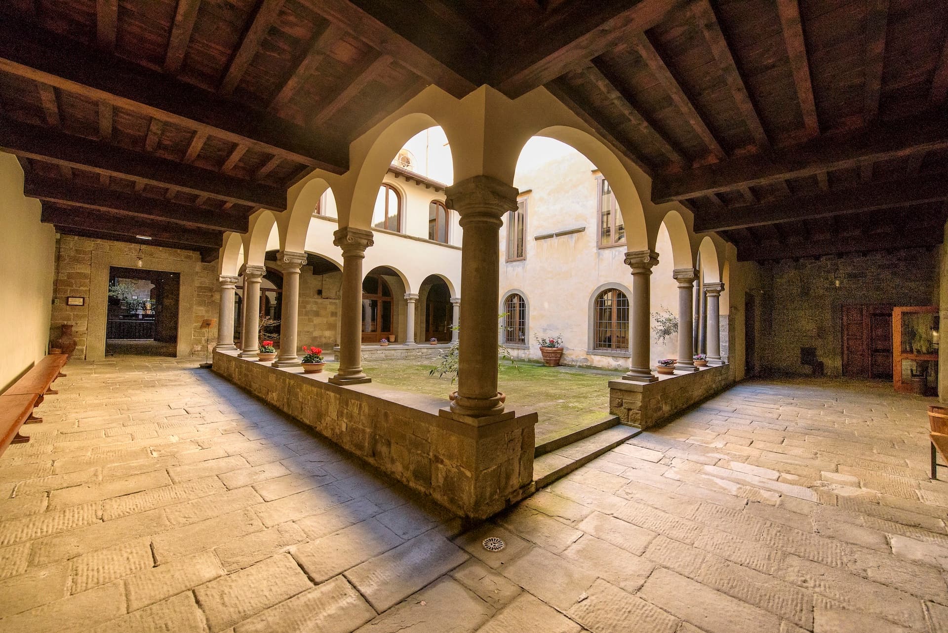chiostro monastero