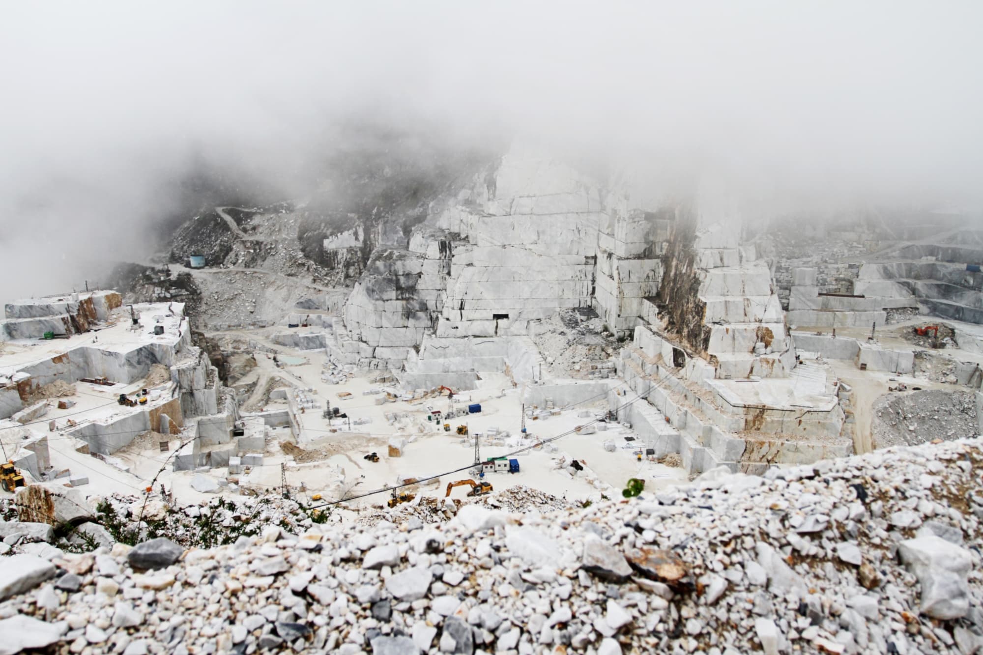 cave-marmo-carrara