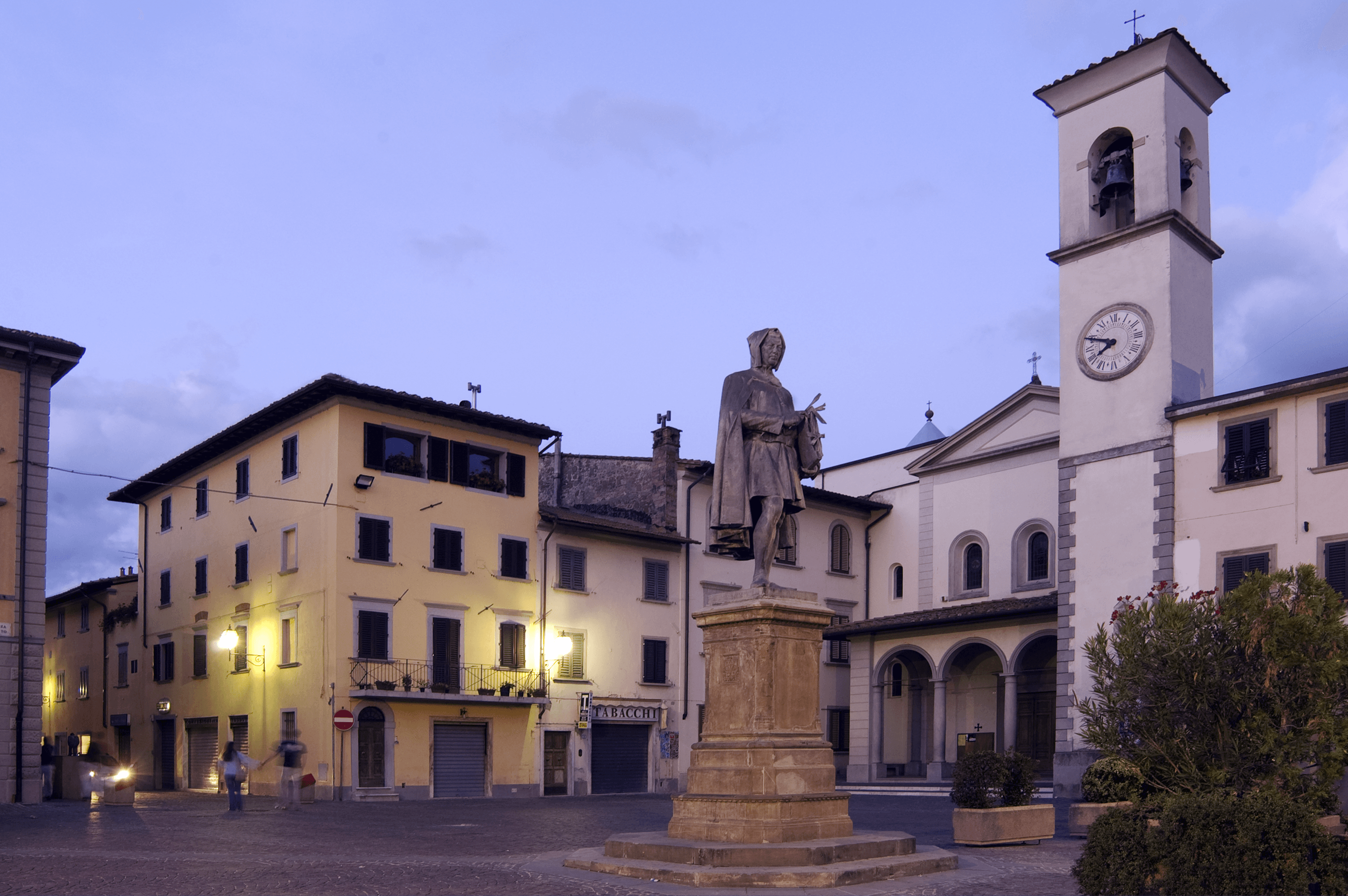 Vicchio Piazza Giotto