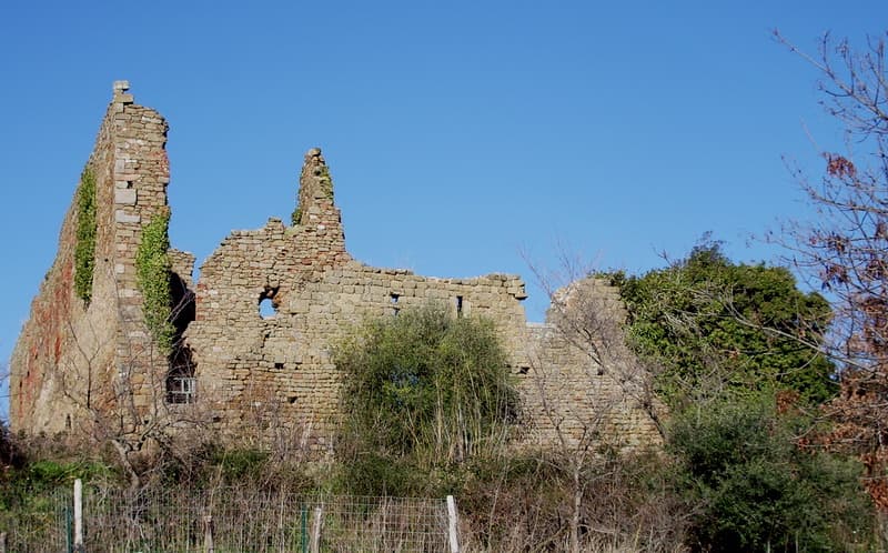 Die Abtei San Bartolomeo in Sestinga