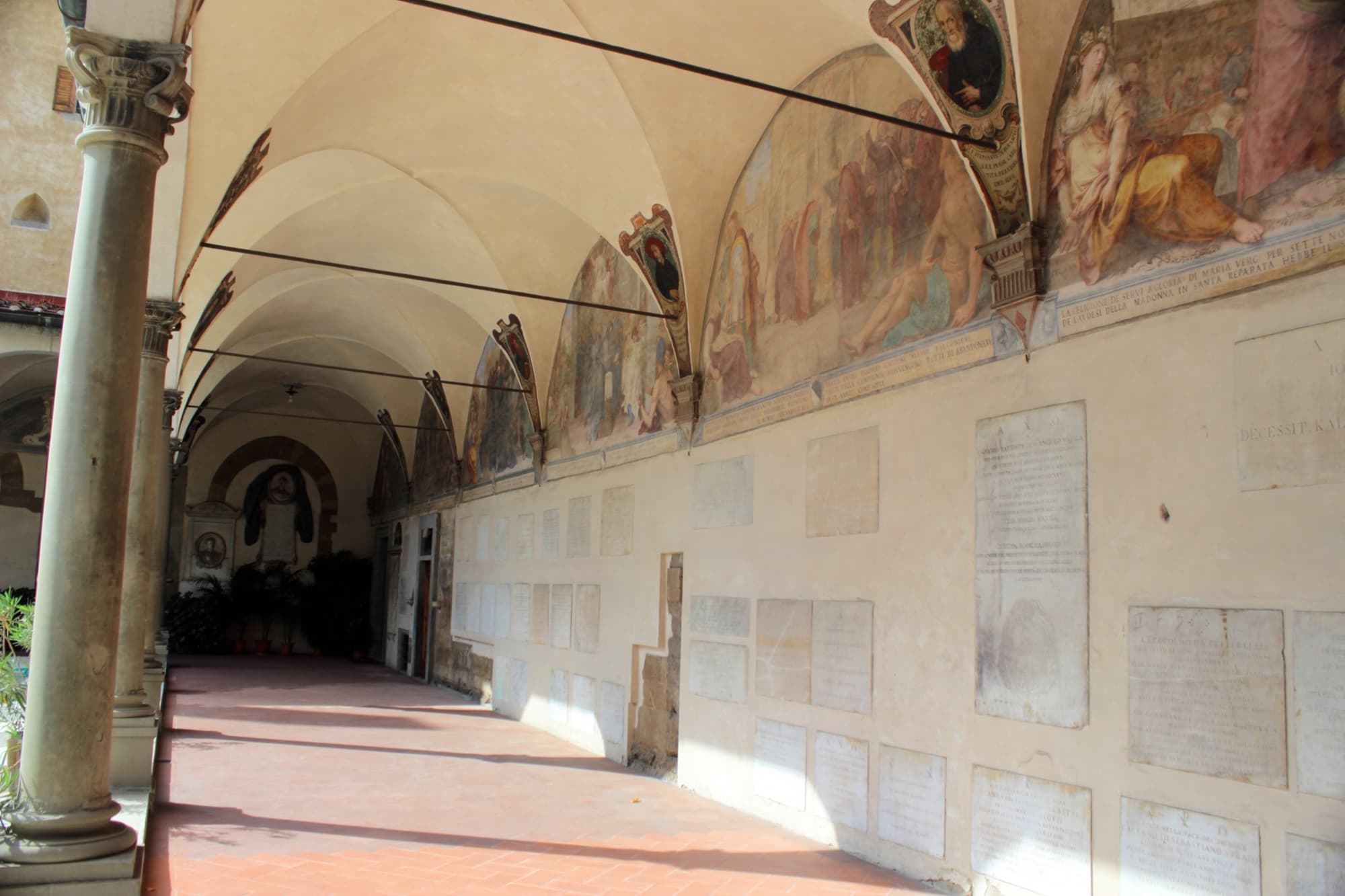 Claustro_Grande_Annunziata_06
