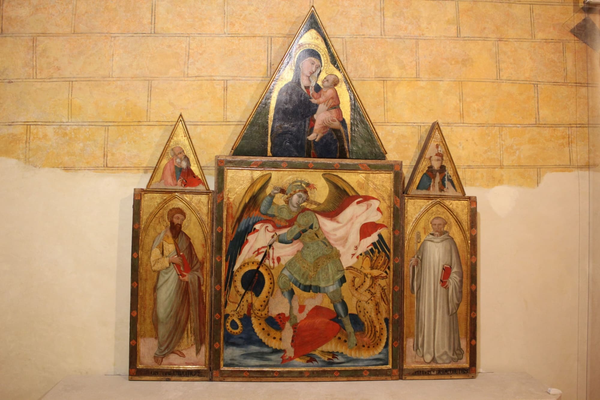 asciano-museum-ambrogio-lorenzetti-st-michael-arcangel