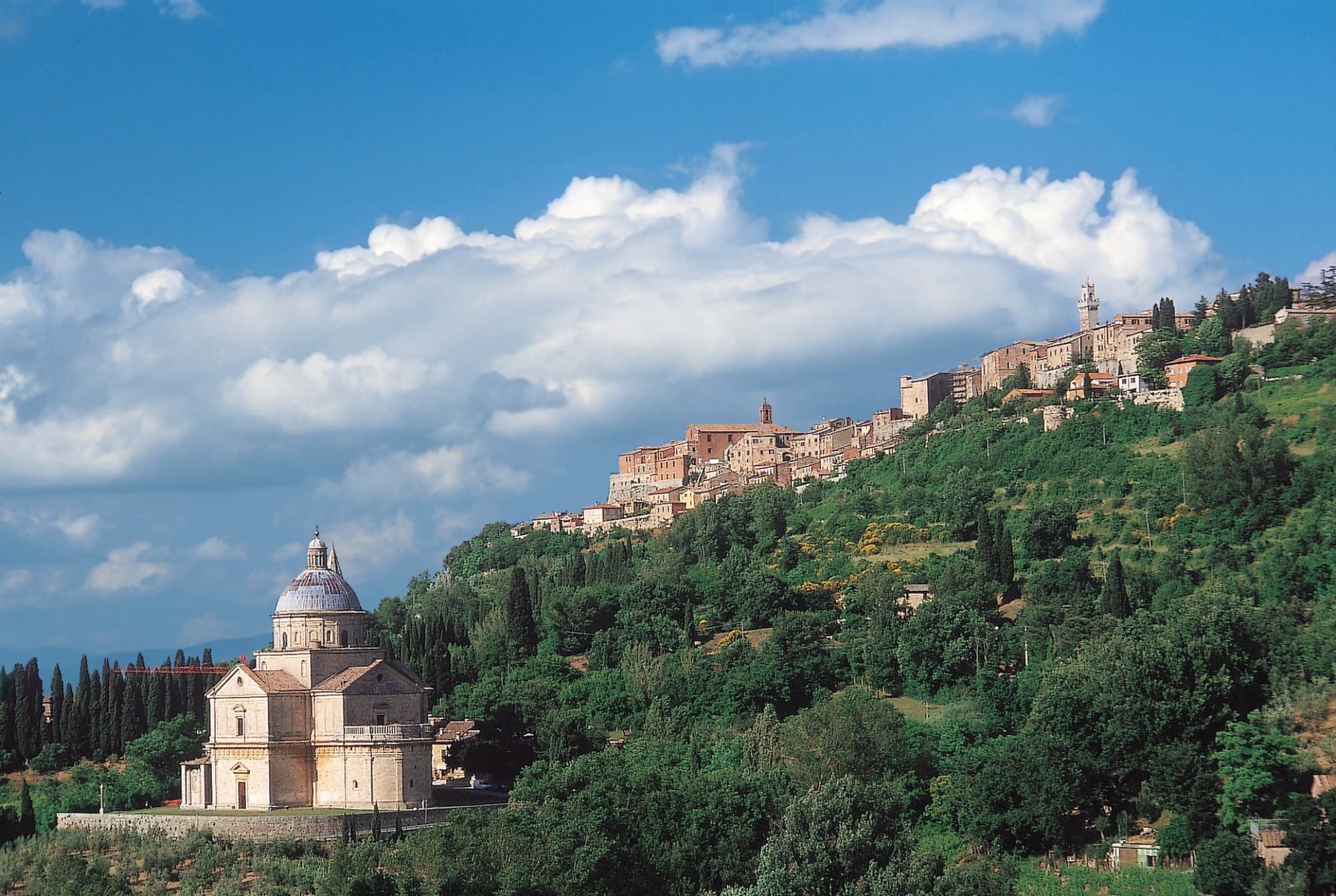Vista Panoramica della Chiesa di San Biagio, sulla collina sotto Montepulciano
